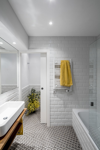 reforma-sarria-sergi-pons-baño